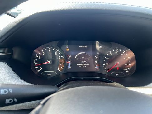 Used 2022 Jeep Compass Latitude image 21