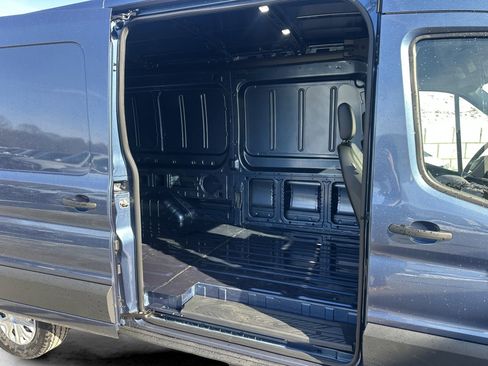 New 2026 Ford Transit 250 148 Medium Roof image 8