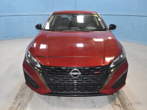 Used 2023 Nissan Altima 2.5 SR image 24