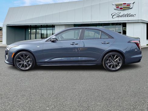 Used 2022 Cadillac CT4 Sport image 2