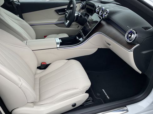 New 2026 Mercedes-Benz CLE 300 4MATIC Coupe image 36