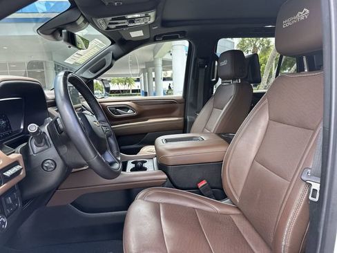 Used 2024 Chevrolet Tahoe High Country w/ Advanced Technology Package AWD/4WD image 23
