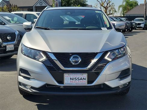 Used 2022 Nissan Rogue Sport SV image 32