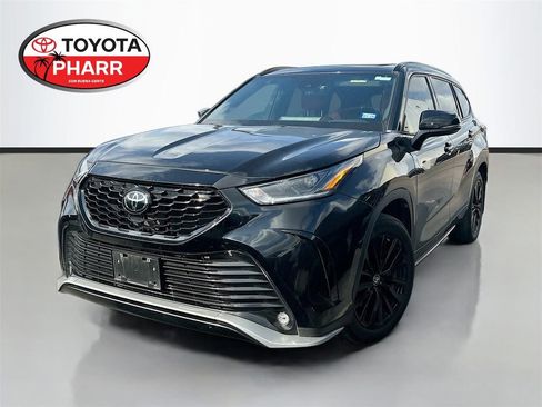 Used 2023 Toyota Highlander XSE image 1
