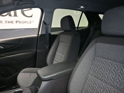 Used 2024 Chevrolet Equinox LT image 16