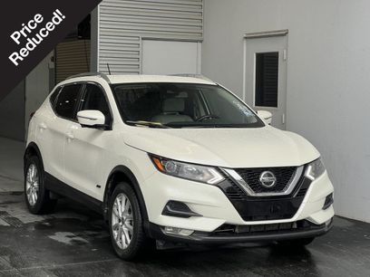 Used 2022 Nissan Rogue Sport SV w/ Technology Package