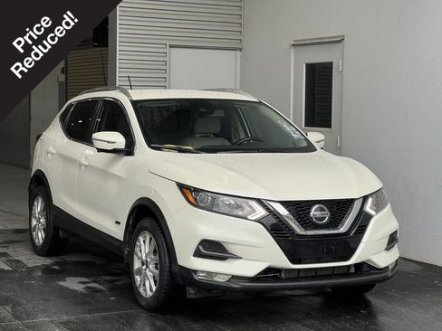 Used 2022 Nissan Rogue Sport SV w/ Technology Package AWD/4WD image 1