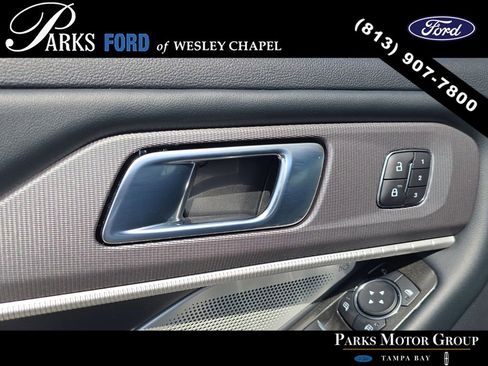 Used 2025 Ford Explorer ST AWD/4WD image 17