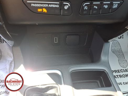Used 2017 Ford Escape Titanium w/ Equipment Group 301A FWD image 13