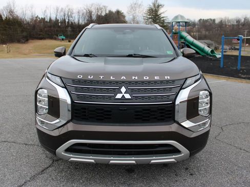 Used 2022 Mitsubishi Outlander SEL image 4