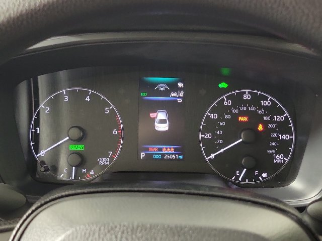 Used 2025 Toyota Corolla LE FWD image 27
