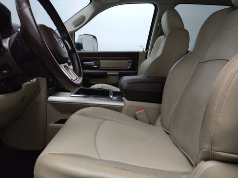 Used 2014 RAM 1500 Laramie w/ Convenience Group RWD image 17
