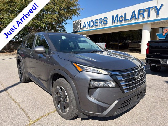 Used 2025 Nissan Rogue SV AWD/4WD image 1