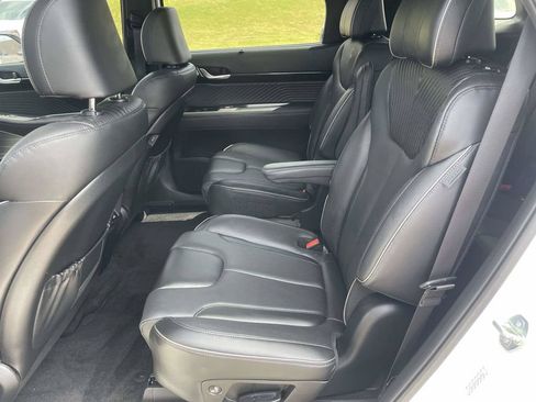 Used 2023 Hyundai Palisade Calligraphy w/ Cargo Package AWD/4WD image 9