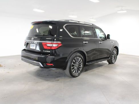 Used 2024 Nissan Armada Platinum w/ Captain's Chairs Package image 9