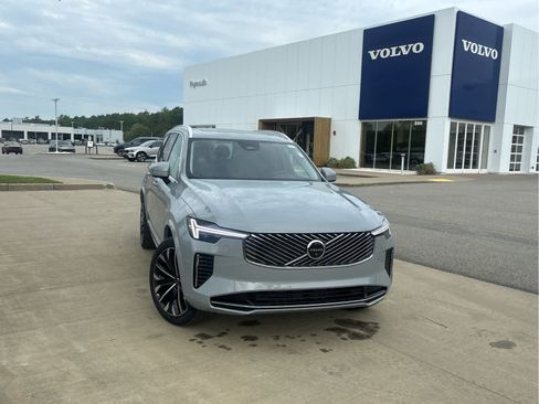 Used 2026 Volvo XC90 B6 Plus AWD/4WD image 2