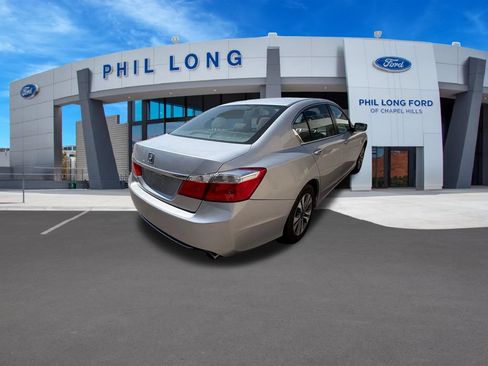 Used 2013 Honda Accord LX image 5