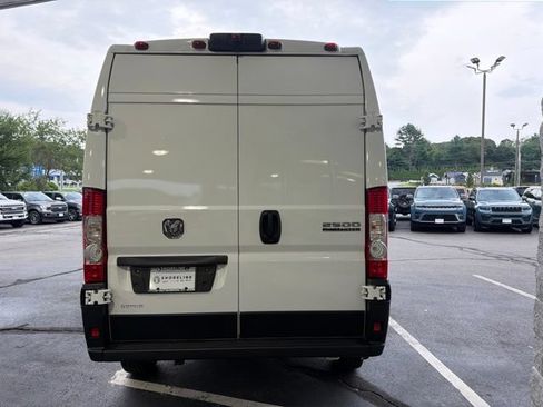 Used 2025 RAM ProMaster 2500 w/ Convenience Group FWD image 6