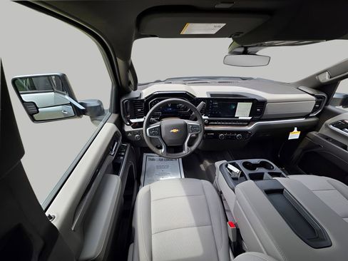 New 2026 Chevrolet Silverado 2500 LT AWD/4WD image 12