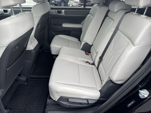 Used 2026 Hyundai Santa Fe SEL FWD image 21