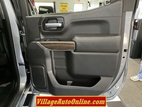 Used 2020 Chevrolet Silverado 1500 LT Trail Boss AWD/4WD image 31