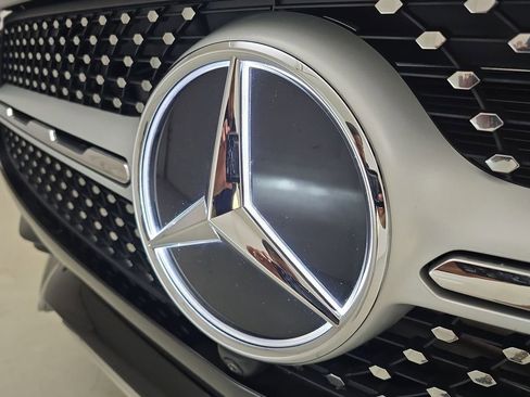 Used 2022 Mercedes-Benz GLC 300 4MATIC image 28