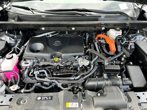 Certified 2023 Toyota RAV4 XLE Premium AWD/4WD image 32