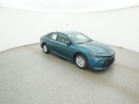 New 2026 Toyota Camry LE image 13