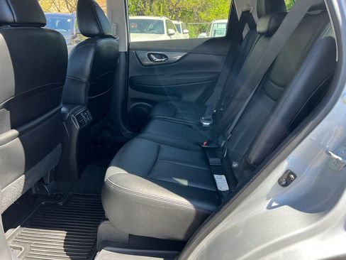 Used 2016 Nissan Rogue SL AWD/4WD image 34