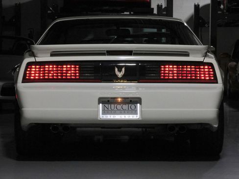 Used 1989 Pontiac Firebird Trans Am image 17