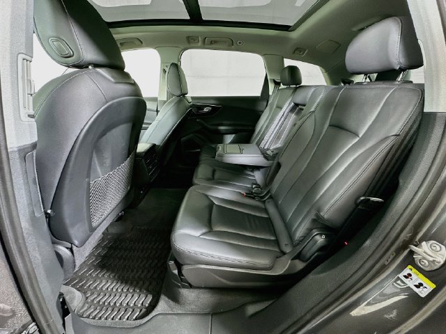 Used 2022 Audi Q7 3.0T Premium Plus AWD/4WD image 27