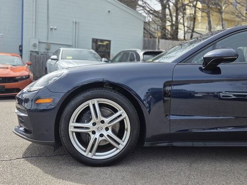 Used 2020 Porsche Panamera 4 image 10