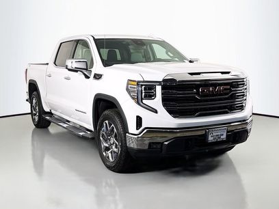 New 2026 GMC Sierra 1500 SLT w/ SLT Premium Package