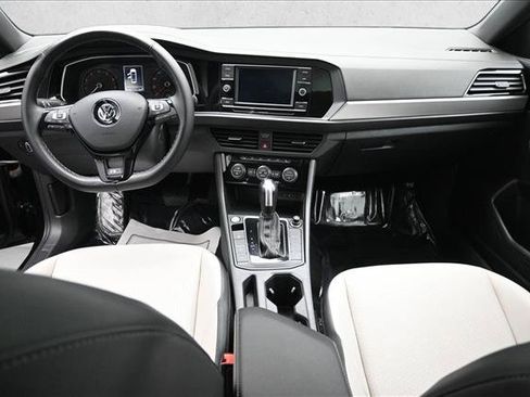 Used 2021 Volkswagen Jetta FWD image 21