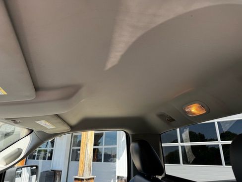 Used 2014 RAM 2500 Tradesman w/ Chrome Appearance Group image 19