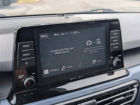 Used 2023 Kia Seltos S image 22