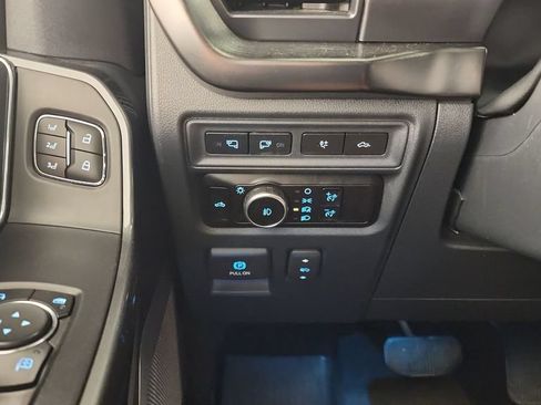 Used 2023 Ford F150 Lariat w/ Equipment Group 502A High AWD/4WD image 27