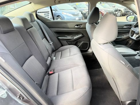 Used 2022 Nissan Altima 2.5 S FWD image 18