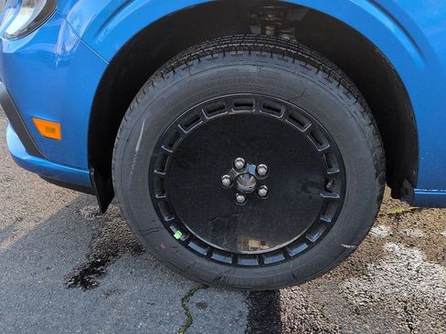 New 2026 Ford Maverick Lobo AWD/4WD image 33