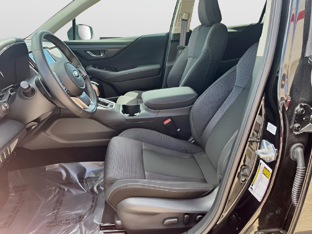 Used 2025 Subaru Outback Premium AWD/4WD image 21