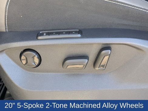 Used 2021 Volkswagen Atlas SEL Premium image 16