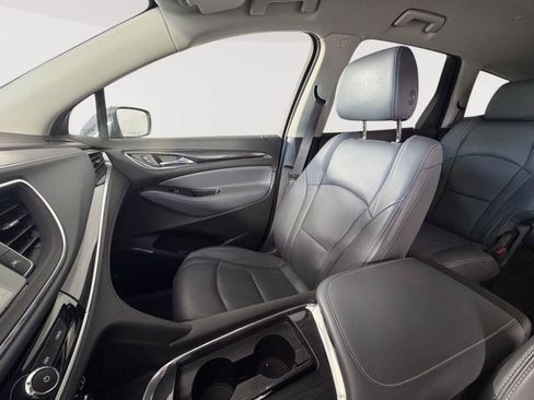 Used 2019 Buick Enclave Premium AWD/4WD image 6
