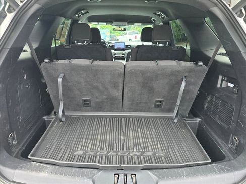 Used 2020 Ford Explorer XLT w/ Class III Trailer Tow Package AWD/4WD image 26