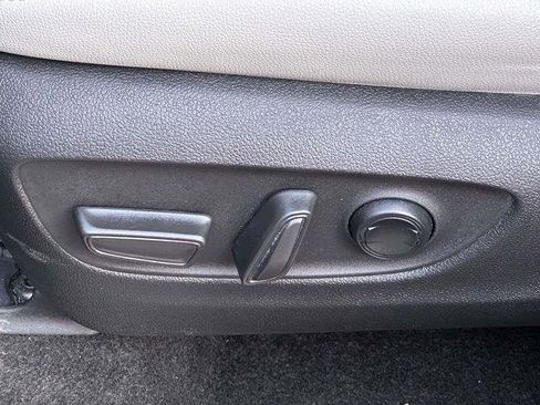 Used 2024 Toyota Grand Highlander Limited image 12