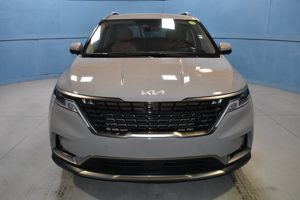 Used 2024 Kia Carnival SX FWD image 25