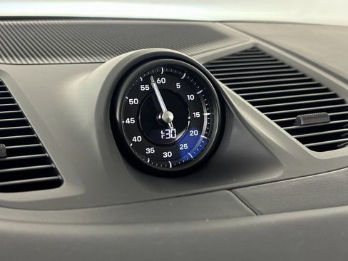 Certified 2026 Porsche Cayenne AWD/4WD image 28