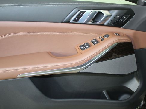 New 2026 BMW X5 xDrive40i w/ M Sport Package image 12