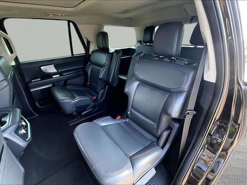 Certified 2025 Ford Expedition Active AWD/4WD image 26
