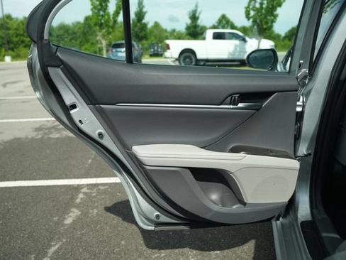 Used 2024 Toyota Camry XSE FWD image 15
