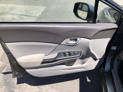Used 2012 Honda Civic LX image 10